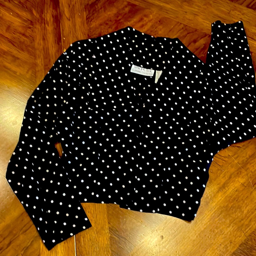 Vintage polka dot cropped blouse